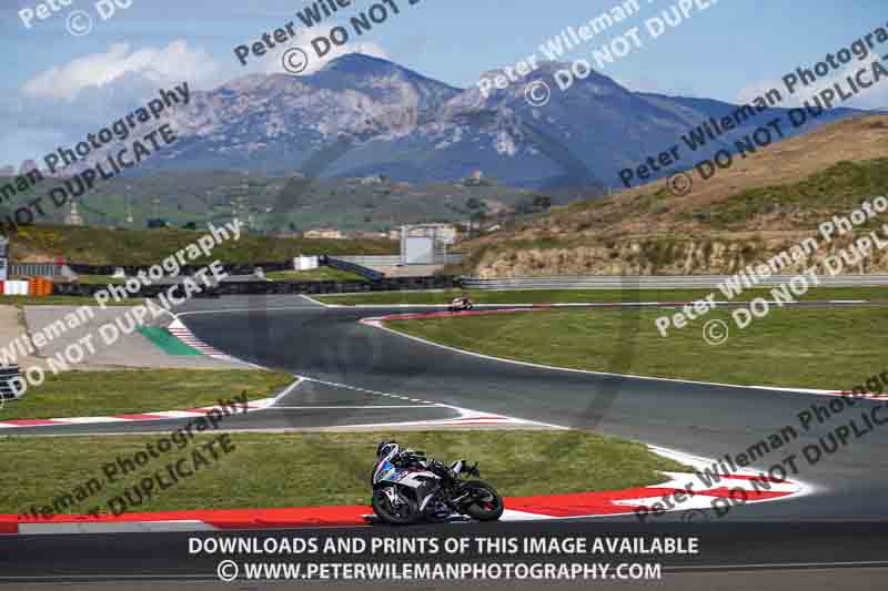 cadwell no limits trackday;cadwell park;cadwell park photographs;cadwell trackday photographs;enduro digital images;event digital images;eventdigitalimages;navarra;no limits trackdays;peter wileman photography;racing digital images;trackday digital images;trackday photos